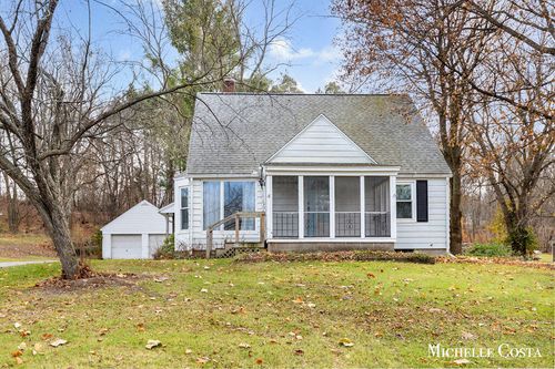 13100 Grand River Dr Se, Lowell, MI, 49331-9301 | Card Image