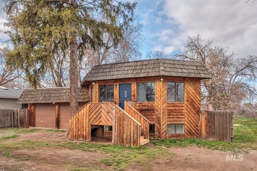 119 7th Ave N, Payette, ID, 83661-2135 | Card Image