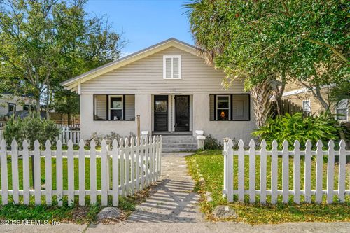 166 M L King Ave, St Augustine, FL, 32084-5138 | Card Image