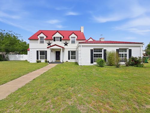 609 E Main St, Hamilton, TX, 76531-1448 | Card Image