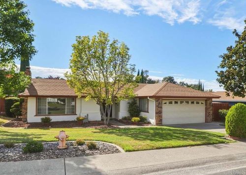 4631 Oakbough Way, Carmichael, CA, 95608-1166 | Card Image