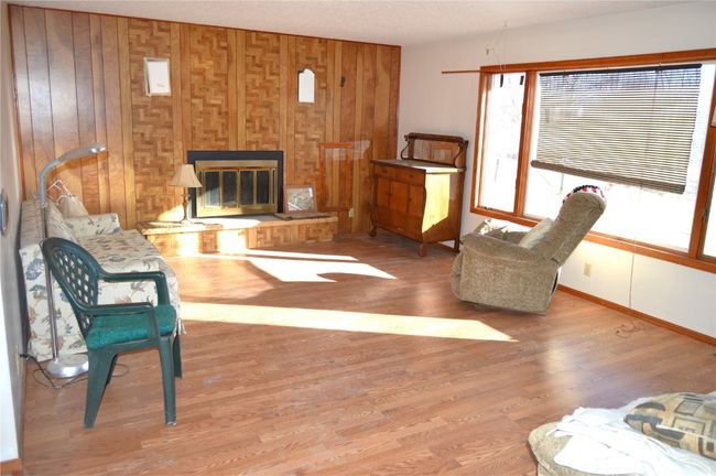 1902 62 Nd Street Dr, House other with 3 bedrooms, 1 bathrooms and null parking in Garrison IA | Image 6
