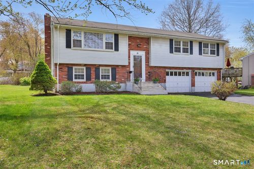 35 Parkwood Dr, East Hartford, CT, 06118-2911 | Card Image