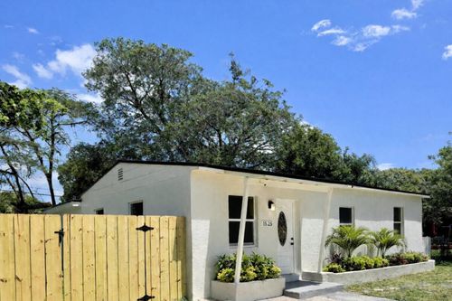 1525 Nw 14th Ct, Fort Lauderdale, FL, 33311-5314 | Card Image