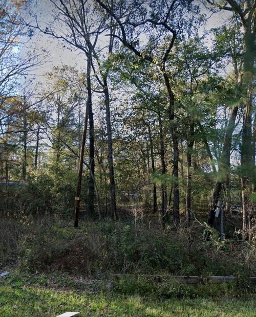 5776 Bonham Ln, Willis, TX, 77378 | Card Image