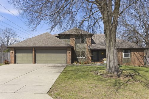 1811 E Vincent Dr, Springfield, MO, 65804-4313 | Card Image