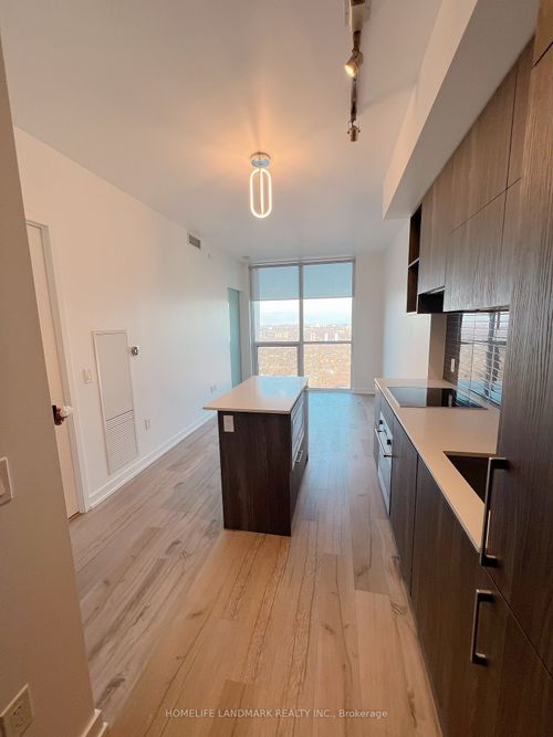 4710-1 Yorkville Ave, Toronto, ON, M4W0B1 | Card Image