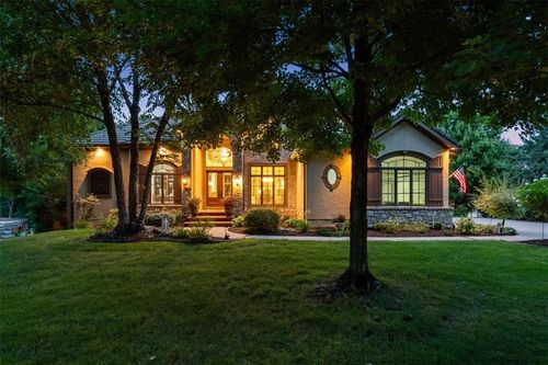 16860 S Highland Ridge Dr, Village Of Loch Lloyd, MO, 64012-4177 | Card Image