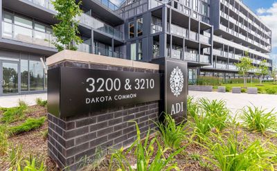 B610 - 3200 Dakota Common, Condo with 2 bedrooms, 2 bathrooms and 1 parking in Burlington ON | Image 2