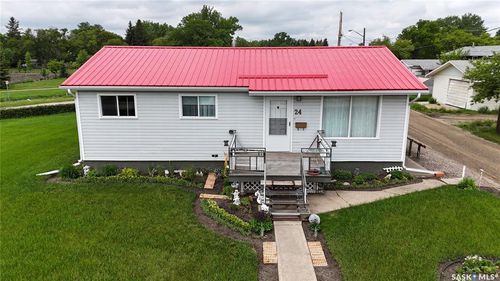 24 13th Avenue Se, Swift Current, SK, S9H4C3 | Card Image