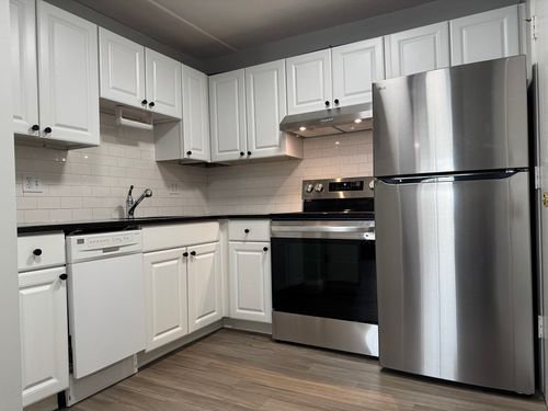 apt-2-135 Creek St, Wrentham, MA, 02093-2200 | Card Image