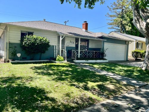 213 Parkwood Drive, Vallejo, CA, 94591 | Card Image