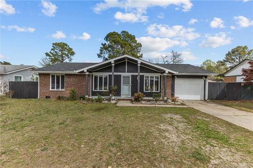 215 Duncan Rd, Spring Lake, NC, 28390-3103 | Card Image