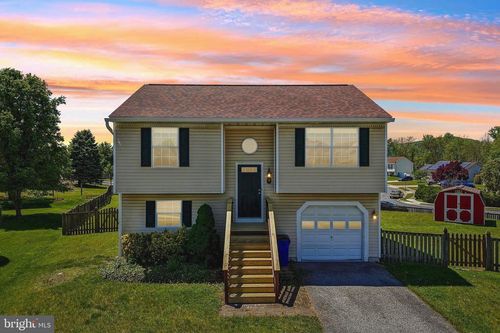 9 Heritage Ln, EMMITSBURG, MD, 21727-9103 | Card Image