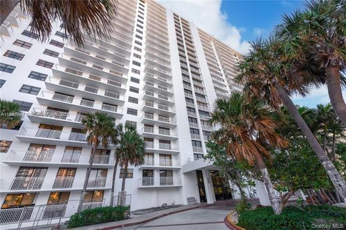 419-210 174th ST Unit 419 Collins Avenue, Accord, FL, 33160 | Card Image