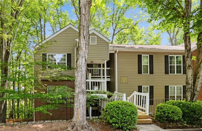 Teal Ct, Roswell, GA 30076