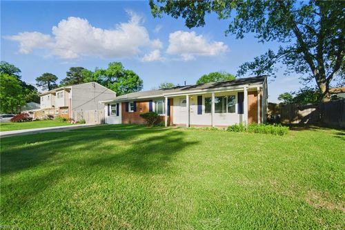 273 Stancil St, Virginia Beach, VA, 23452-5431 | Card Image