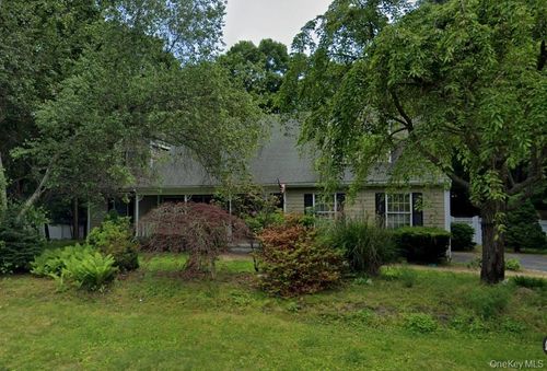 42 Jomar Rd, Shoreham, NY, 11786-1936 | Card Image
