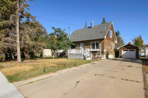 3515 45 Ave, Red Deer, AB, T4N3K7 | Card Image