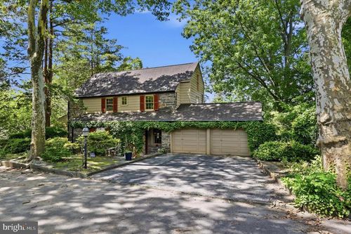 1010 Crest Rd, WYNNEWOOD, PA, 19096-4026 | Card Image