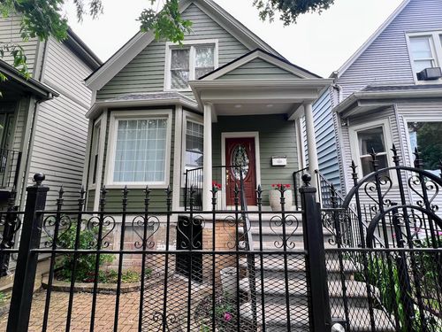 g-2936 N Dawson Ave, Chicago, IL, 60618-7549 | Card Image