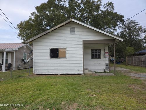 1302 Walton St, New Iberia, LA, 70560-6032 | Card Image