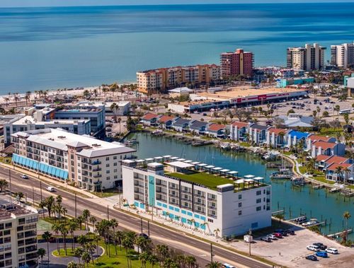 205-400 150th Ave, MADEIRA BEACH, FL, 33708-2012 | Card Image