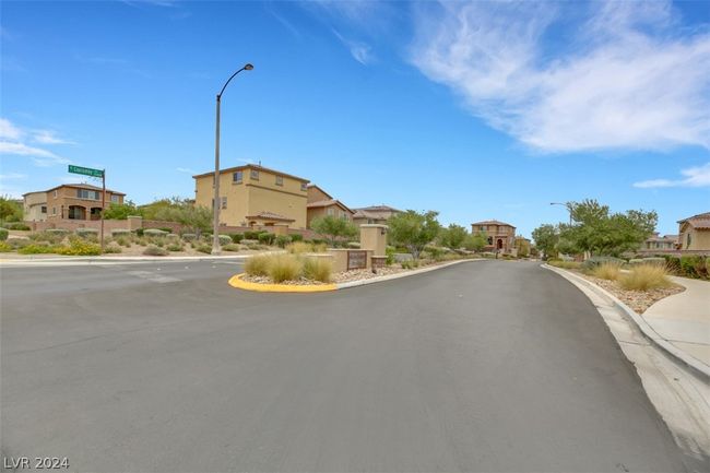 7689 Monomoy Bay Ave, House other with 4 bedrooms, 4 bathrooms and null parking in Las Vegas NV | Image 35