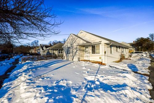 main-st-40 Firwood Road, North Hempstead, NY, 11050 | Card Image