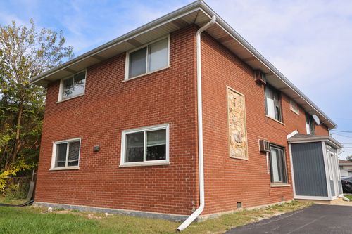 2w-7719 S Roberts Road, Bridgeview, IL, 60455 | Card Image