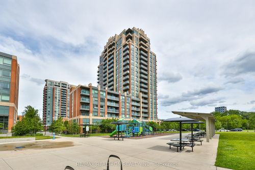 1707-18 Uptown Dr, Markham, ON, L3R5M5 | Card Image