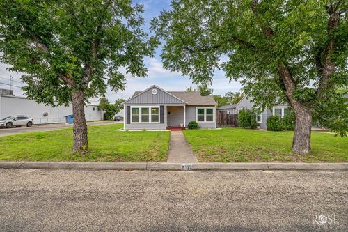 204 S Monroe St, San Angelo, TX, 76901-4060 | Card Image
