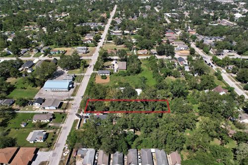 3914 Wipprecht St, Houston, TX, 77026-3932 | Card Image