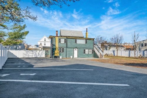 37 Cleveland St, Revere, MA, 02151-4608 | Card Image