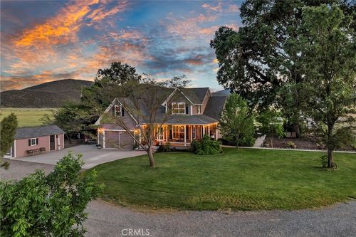 18984 Grange Rd, Middletown, CA, 95461-9636 | Card Image