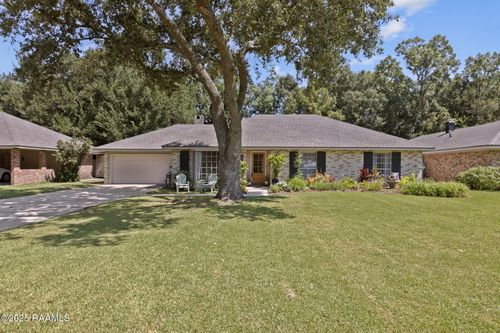 205 Renwood Cir, Lafayette, LA, 70503-5023 | Card Image