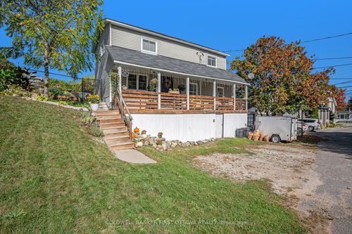 107 Owen Street, Lanark Highlands, ON, K0G1K0 | Card Image