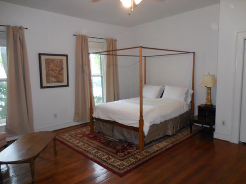 2-375 S Upper Street, Lexington, KY, 40508 | Card Image