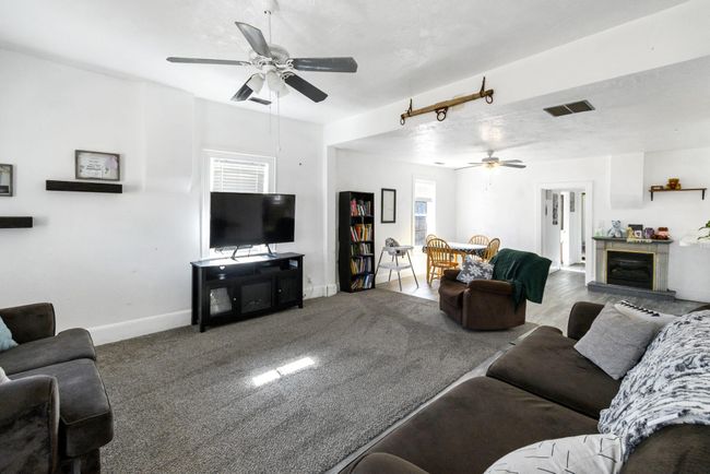 Living Room | Image 6