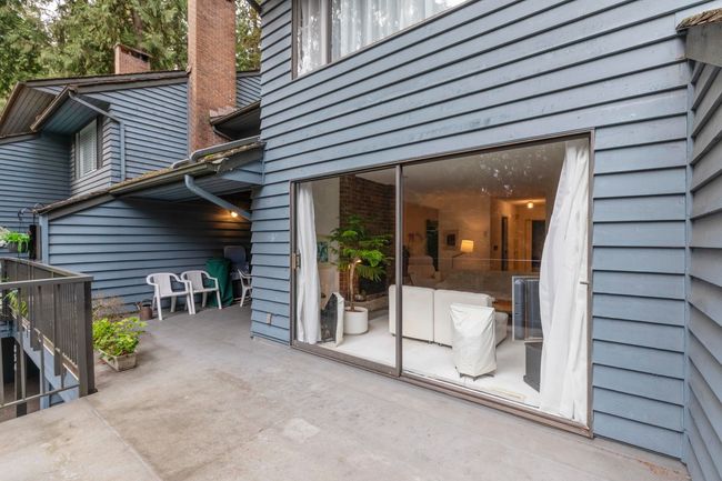 856 Frederick Rd, Townhouse with 4 bedrooms, 3 bathrooms and 2 parking in North Vancouver BC | Image 22