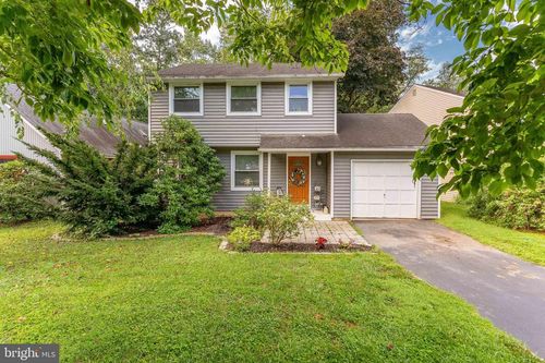 1114 Vermont Ln, DOWNINGTOWN, PA, 19335-3813 | Card Image