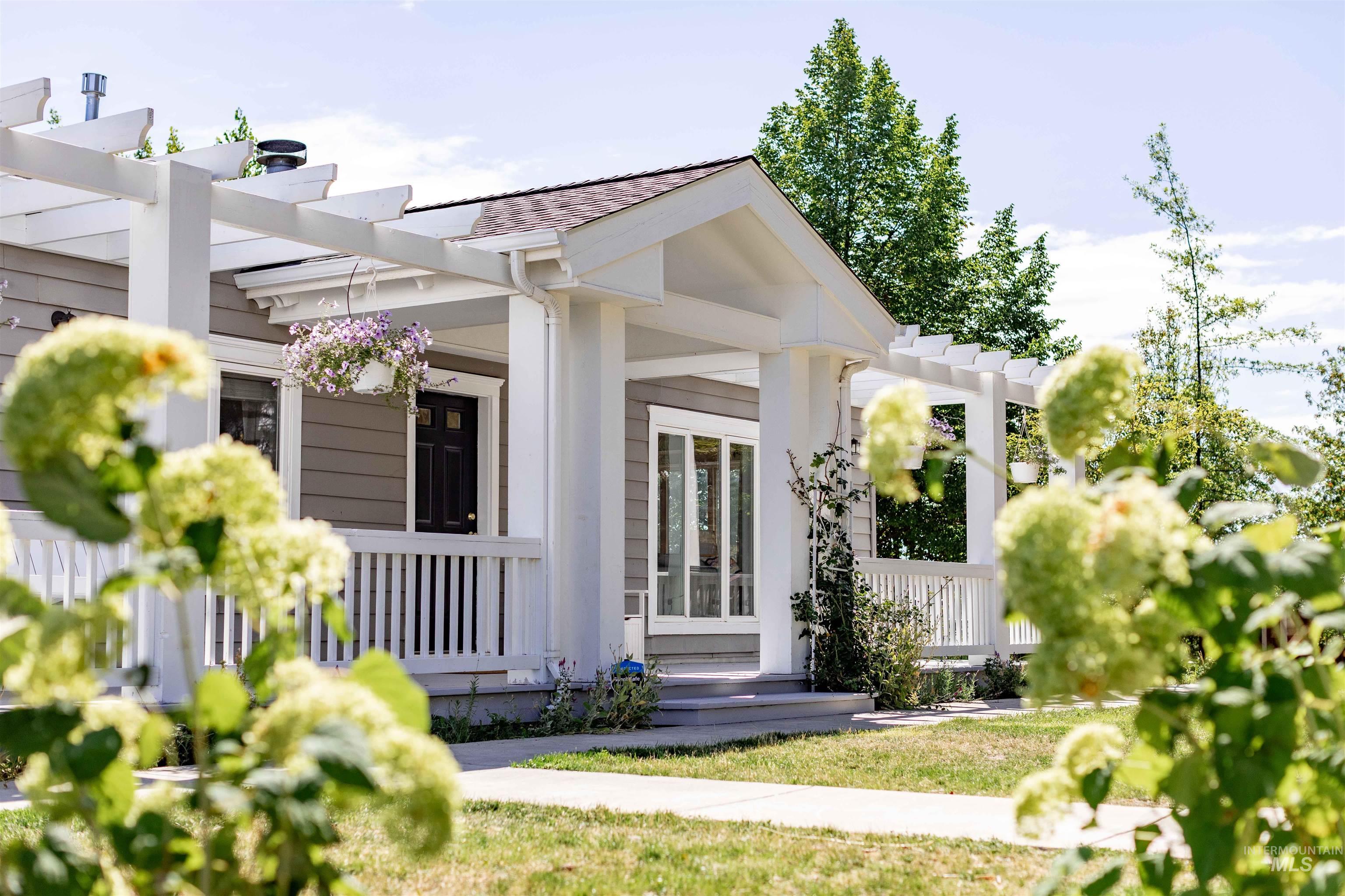 Greensides Pl, Moscow, ID 83843