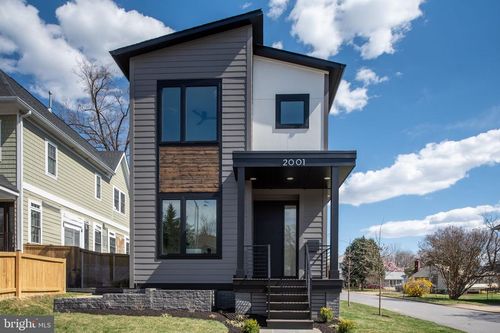 2001 N George Mason Dr, ARLINGTON, VA, 22207-1957 | Card Image