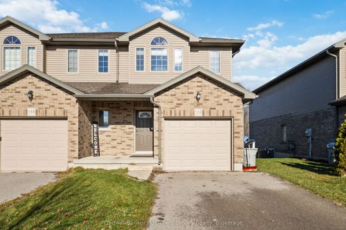 153 Edison St, Saint Marys, ON, N4X0A8 | Card Image