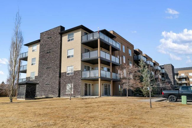206 - 9120 96 Avenue, Home with 2 bedrooms, 2 bathrooms and 1 parking in Grande Prairie AB | Image 3