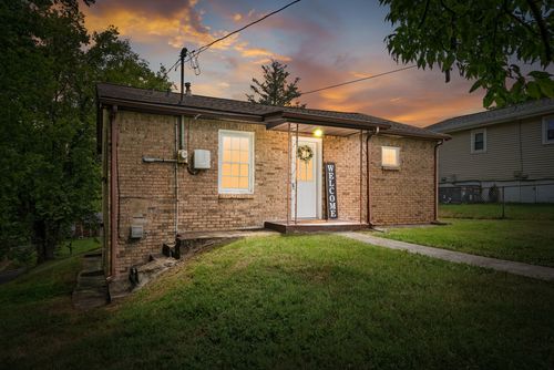 1216 Vine St, Clarksville, TN, 37040-3541 | Card Image