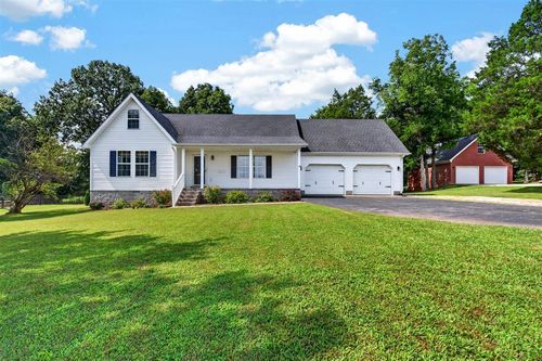 215 W Mclellan Rd, Bowling Green, KY, 42101-8891 | Card Image