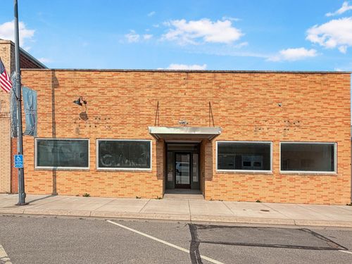 109 Mill St, Currie, MN, 56123-4008 | Card Image