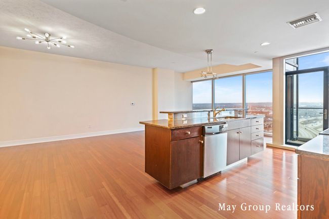 APT-1503 - 335 Bridge St Nw, Condo with 2 bedrooms, 2 bathrooms and null parking in Grand Rapids MI | Image 6