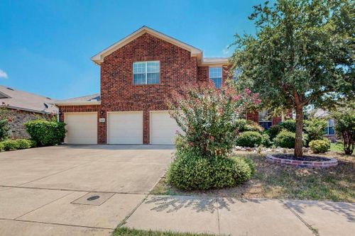 1638 Totem Pole Way, Krum, TX, 76249 | Card Image